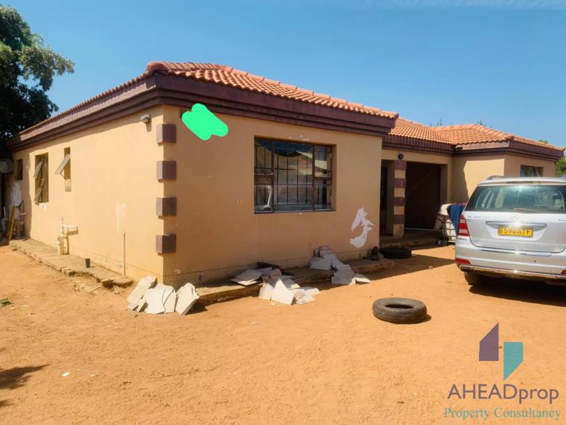 3 BEDROOM HOUSE FOR SALE- MOGODITSHANE-1