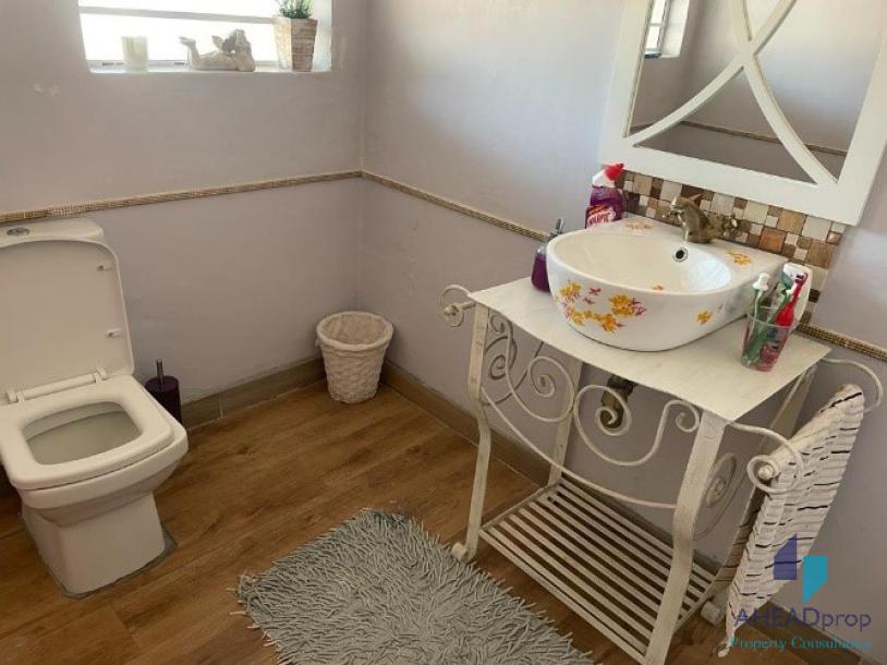 5 Bedroom house for sale- Ruretse-8